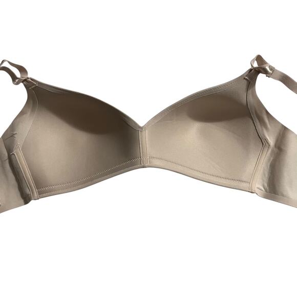 Warner's Womens Bra Size 36B Simply Perfect Smoothing Lightly Lined Wireless - Picture 4 of 10